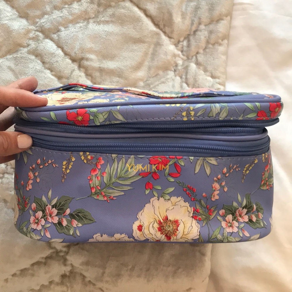 YUMI KIM makeup case